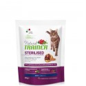 Trainer Natural Adult Sterilised con Prosciutto Crudo gr300 croccantini gatto